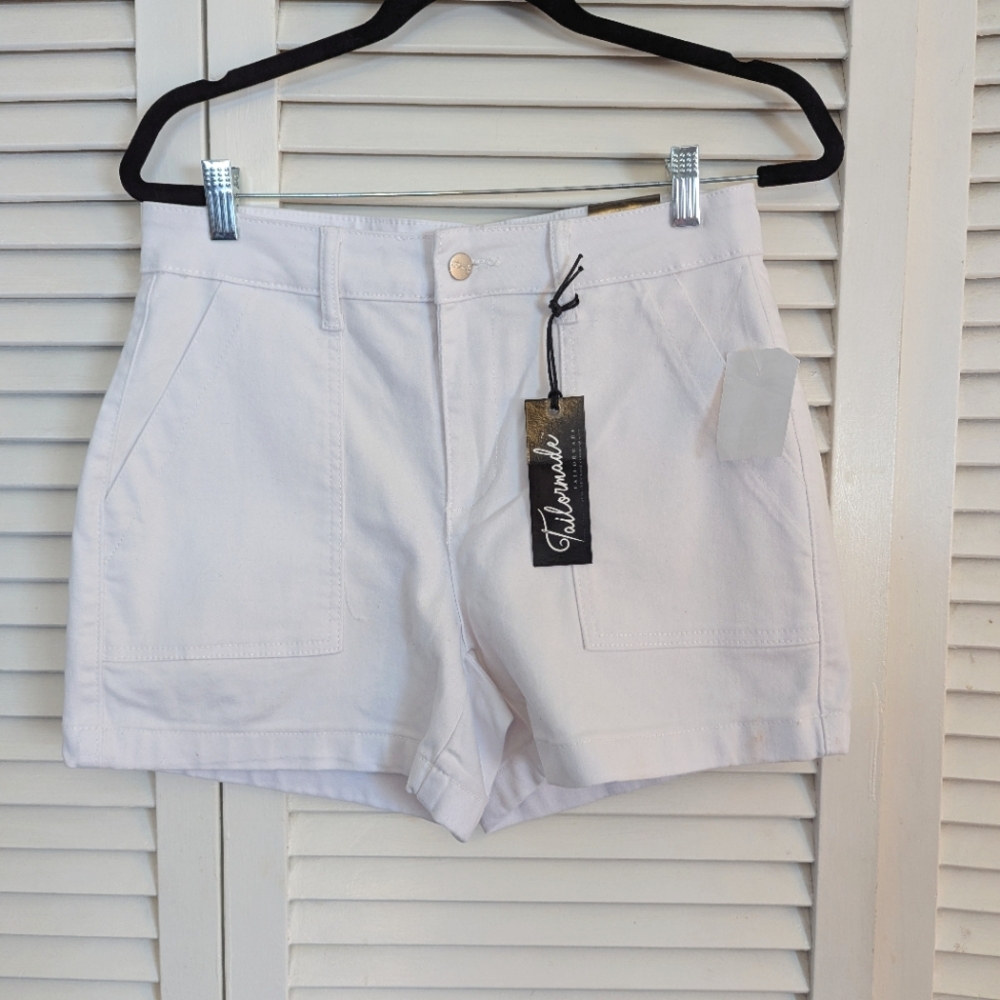 NWT Tailormade White Women's Shorts